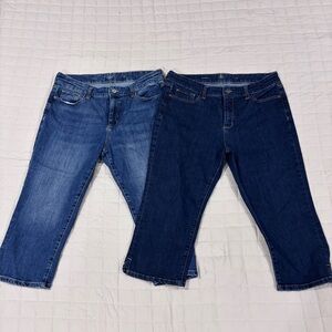 St John’s Bay Bundle of 2 Women’s Blue Denim Capri Jeans Mid Wash Dark Wash 14